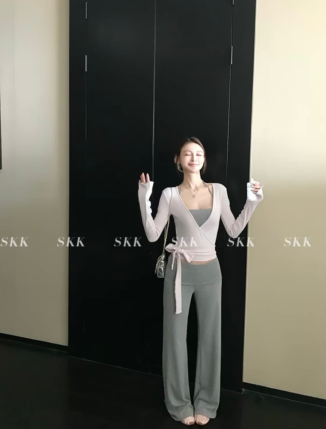 skk store 이슬 생각하기 같은 단락 럭셔리 센스 아세트산 주간 실크 양모 주요 추진력 발레 스트랩 긴팔 티셔츠 세트 상세 이미지 12