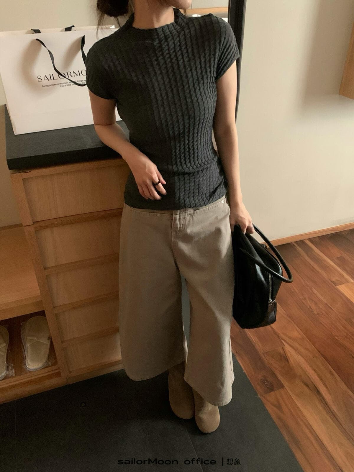 한 부서 미니멀리즘 다용도 후아 남편 그리드 반팔 맨위 라운드 넥 품격 인사이드 가져 가라. 니트 스웨터 여성 상세 이미지 7