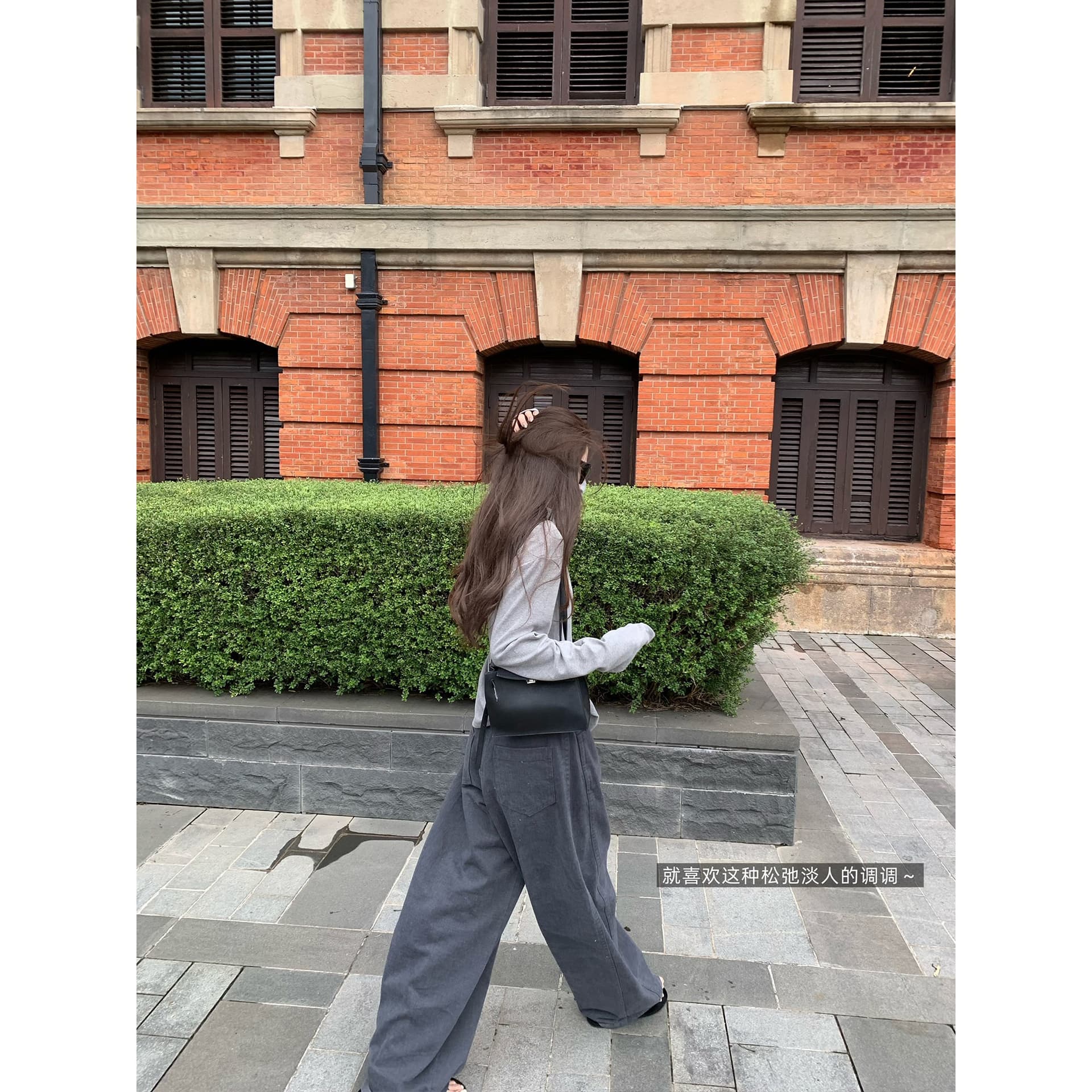 세련된 쓰레기 튀김 색상 공예 연기가 나는 회색 공동 서리가 내린 익스트림 제인 넓은 다리 청바지 긴 바지 이미지 3