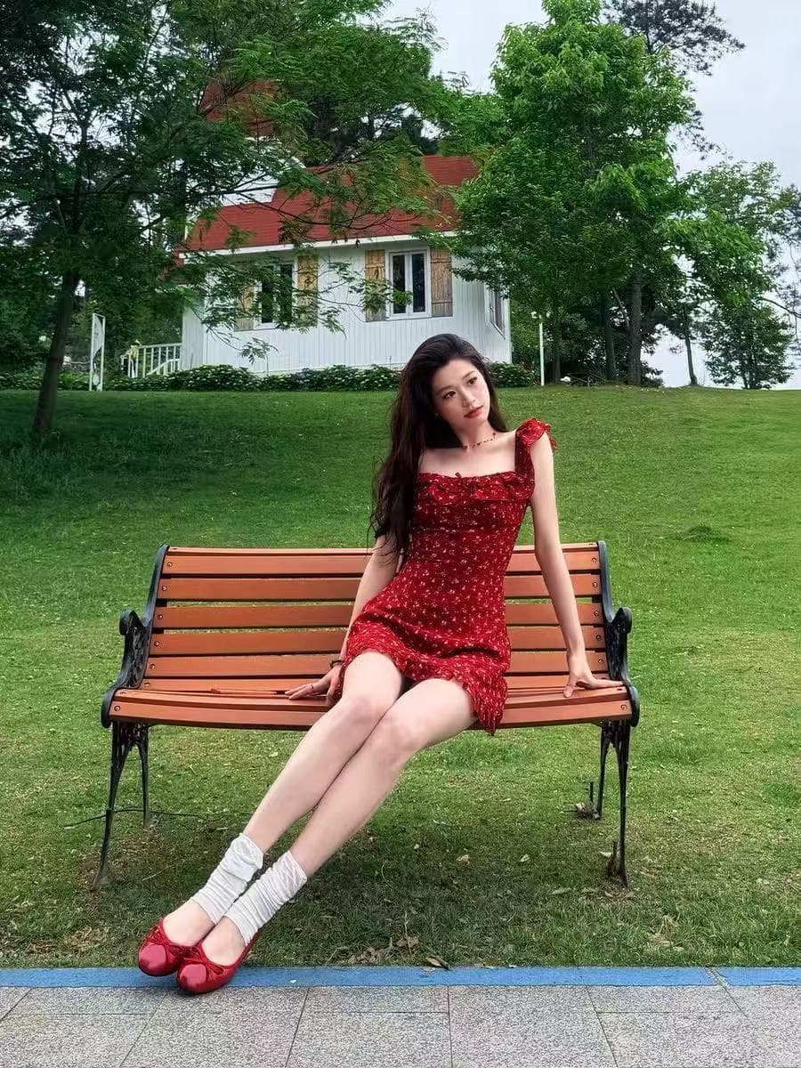 꽃 상황 뮤즈 달콤함 프릴 광장 칼라 꽃무늬 드레스 몸매 가꾸기 허리 수축 프랑스식 A라인 스커트 여름 이미지 4
