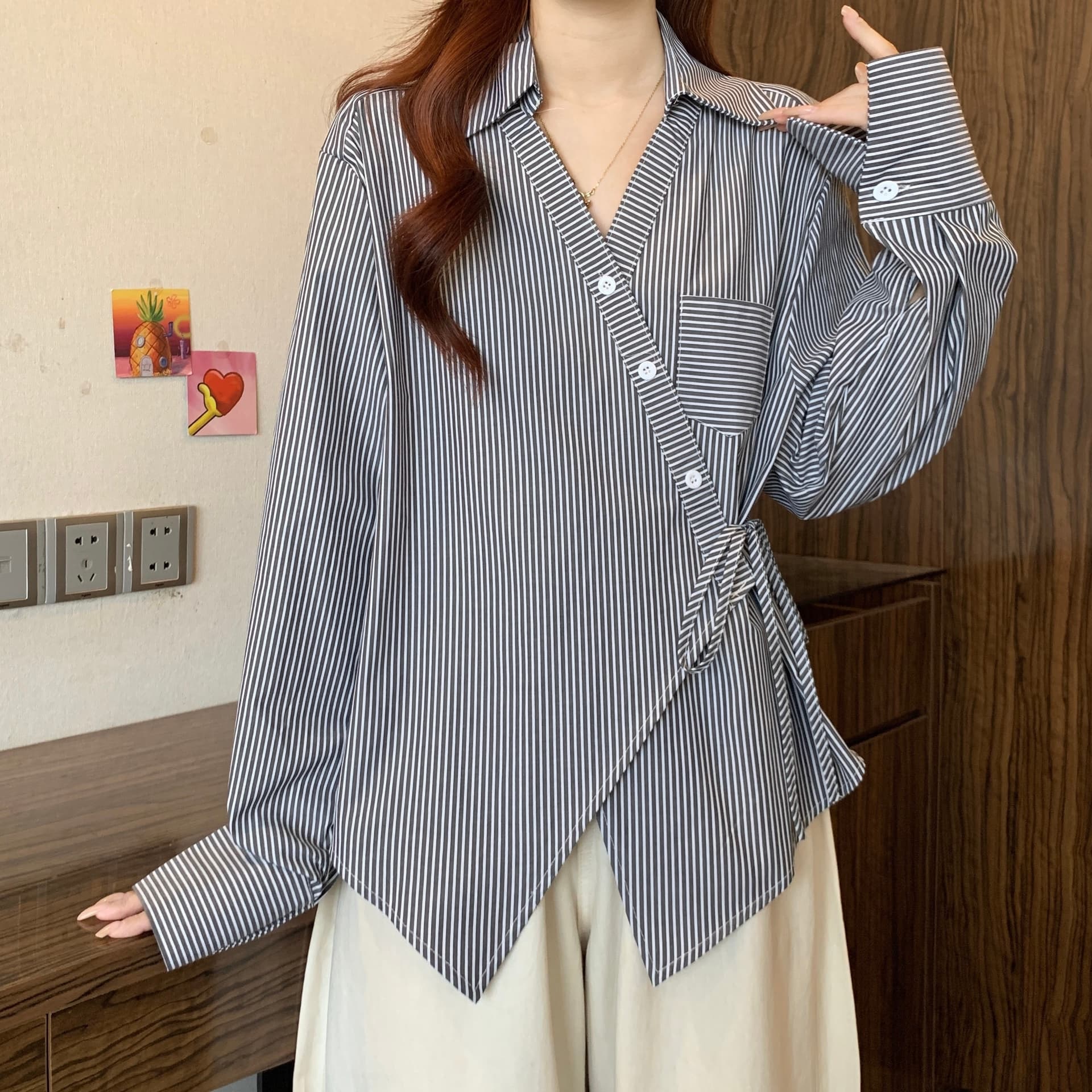 파란색 스트라이프 V넥 긴팔 만나는 여성 셔츠 봄 새로운 빅 사이즈 지방 mm 불규칙 레이스업 허리 수축 맨위 상세 이미지 15