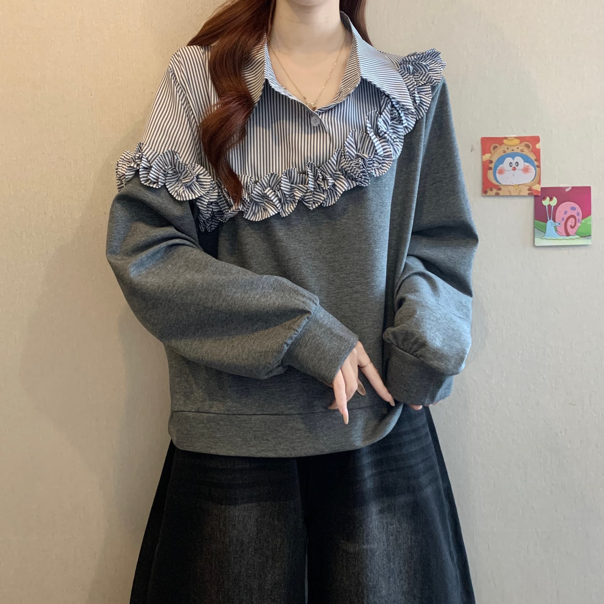 페이크 레이어드 스트라이프 셔츠 패치워크 후드티 여성 봄 빅 사이즈 지방 mm 디자인 센스 3 차원 꽃 POLO 칼라 맨위 상세 이미지 2