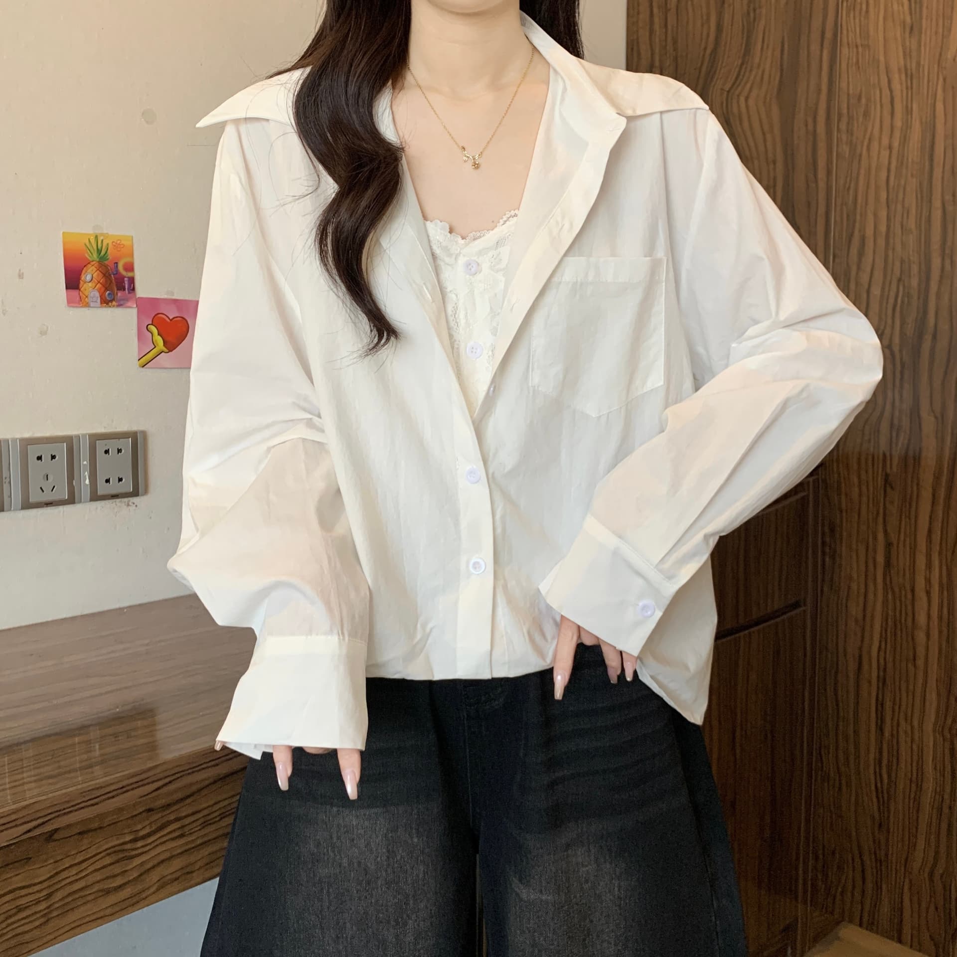 검정색 페이크 레이어드 레이스 측면 V넥 여성 셔츠 2026 새로운 이른 봄 빅 사이즈 지방 mm 슬림해 보이는 불규칙 맨위 상세 이미지 8