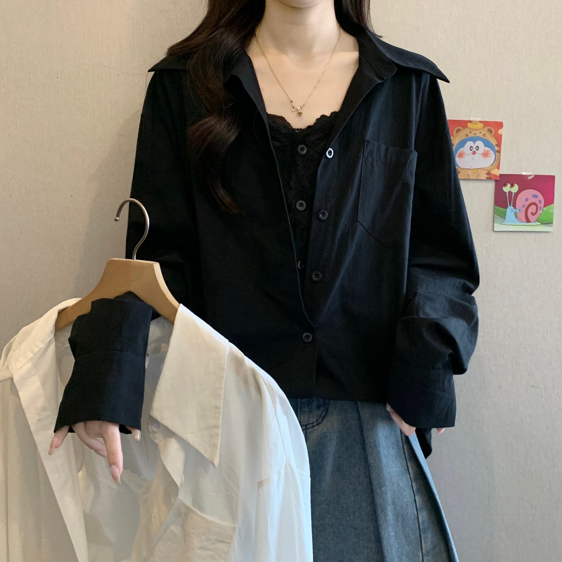 검정색 페이크 레이어드 레이스 측면 V넥 여성 셔츠 2026 새로운 이른 봄 빅 사이즈 지방 mm 슬림해 보이는 불규칙 맨위 상세 이미지 15