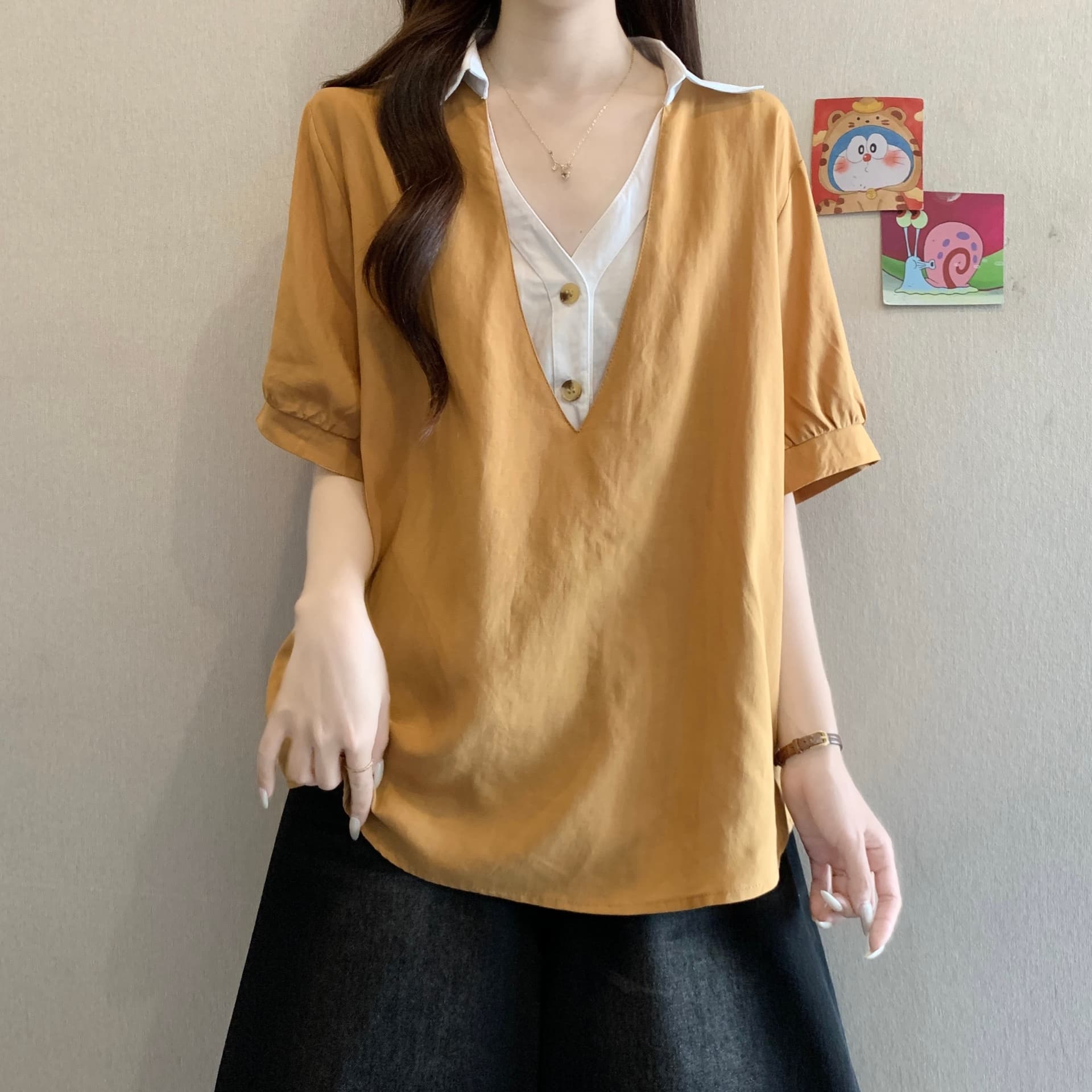 페이크 레이어드 배색 패치워크 V넥 반팔 여성 셔츠 여름 빅 사이즈 지방 mm 루즈핏 표지 배 고급 센스 맨위 상세 이미지 11