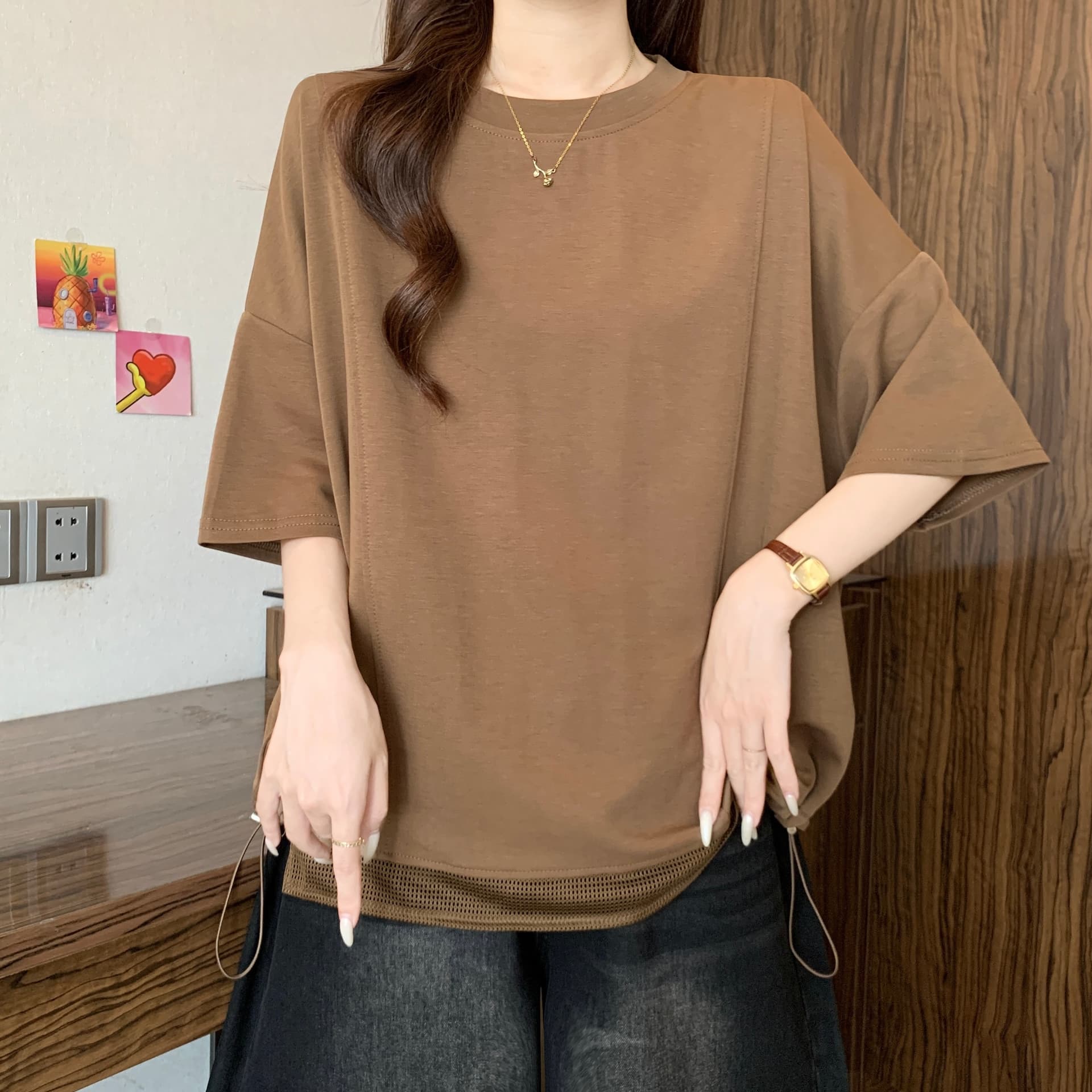 유럽 상품 표지 배 반팔 티셔츠 여성 2026 여름 새로운 빅 사이즈 지방 mm 고유 한 루즈핏 슬림해 보이는 기본 셔츠 맨위 상세 이미지 7