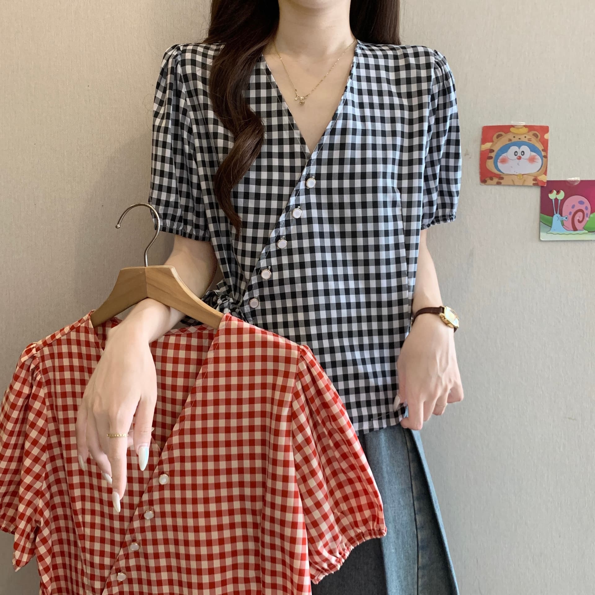 빅 사이즈 V넥 빨간색 체크무늬 레이스업 반팔 여성 셔츠 여름 지방 mm 슬림해 보이는 연령 감소 슈퍼 잘 생긴 작은 셔츠 맨위 이미지 5