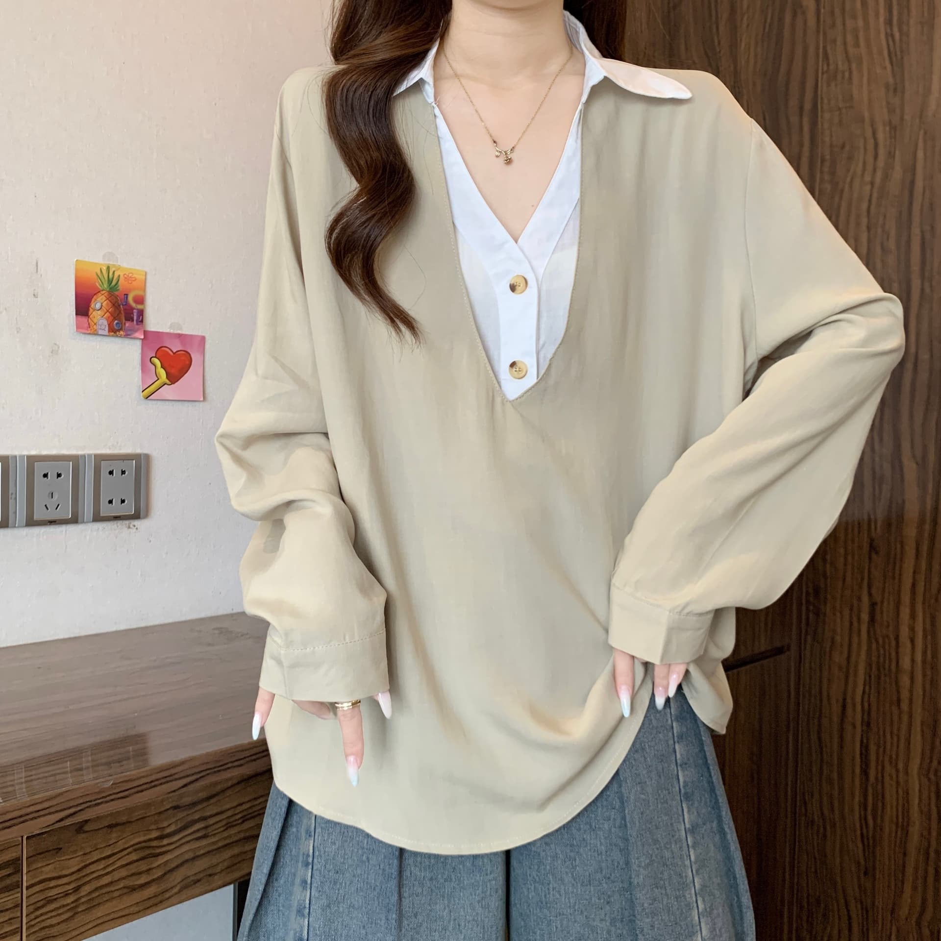 페이크 레이어드 폴로 칼라 배색 패치워크 긴팔 여성 셔츠 2026 가을 빅 사이즈 지방 mm 허리 수축 슬림해 보이는 표지 배 맨위 상세 이미지 17