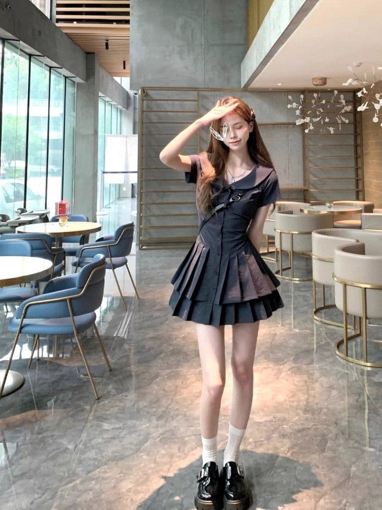 디스플레이 화이트 해군 허리 수축 셔츠 드레스 슬림해 보이는 여름 반팔 다용도 디자인 센스 2025 새로운 여성 드레스 이미지 3