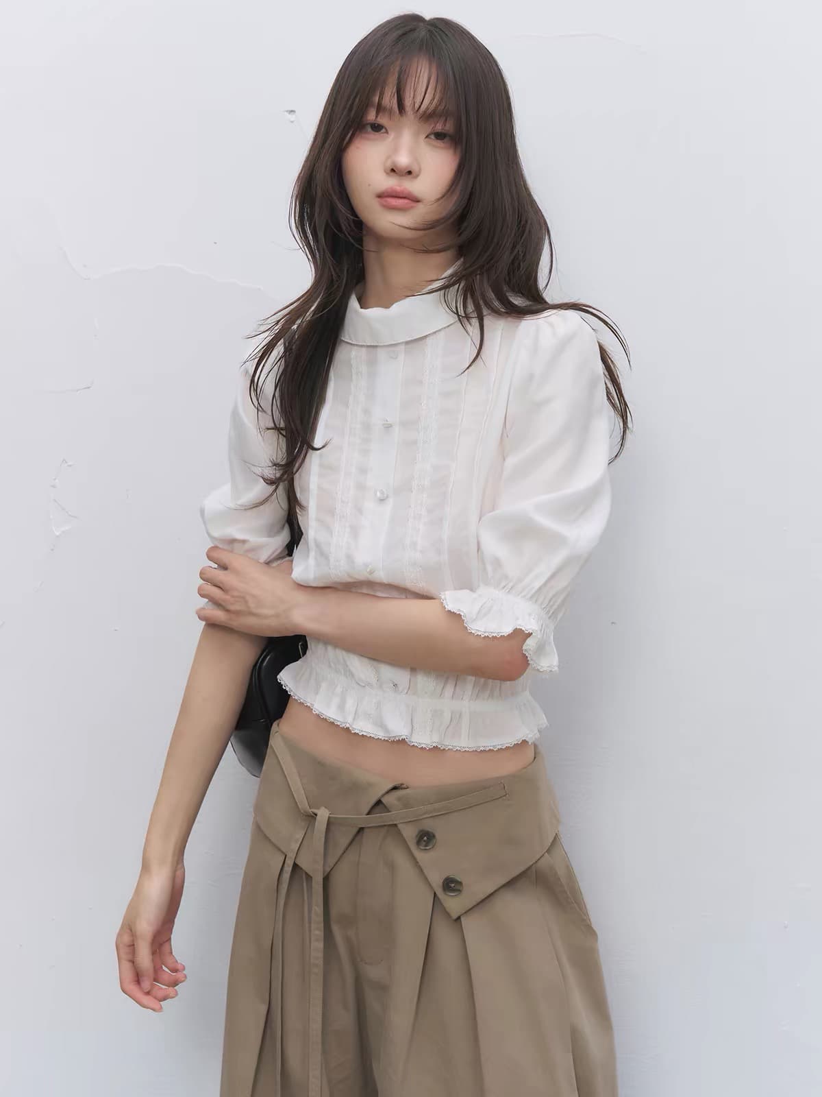 soote season 천천히 머리말 시리즈 오리지널 페이크 레이어드 레이스 라운드 넥 중간 소매 쇼트 스타일 셔츠 맨위 여성 상세 이미지 2