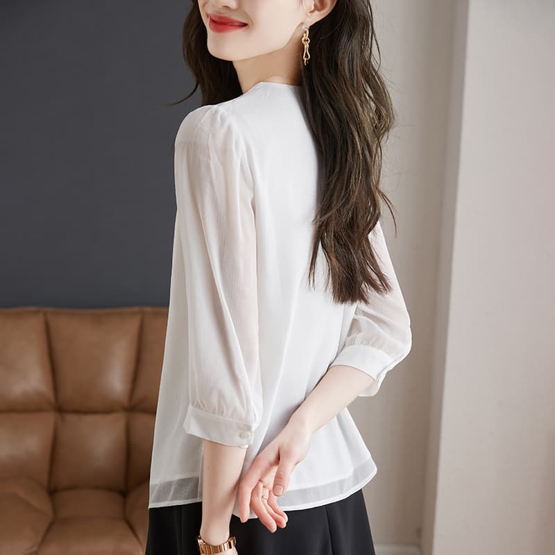 패션 라운드 넥 화이트 쉬폰 여성 셔츠 2026 봄 가을 다용도 셔츠 오픈 가디건 품격 출퇴근 7부 소매 맨위 이미지 2