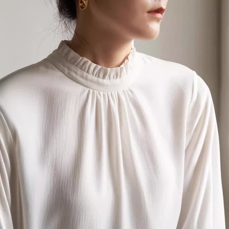 프랑스식 우아함 2026 봄 가을 출퇴근 프릴 스택 착용 긴팔 여성 셔츠 화이트 인사이드 가져 가라. 쉬폰 블라우스 맨위 이미지 4