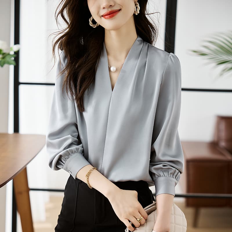 실사 2026 새로운 한국 스타일 다용도 V넥 새틴 몸매 가꾸기 긴팔 셔츠 여성 셔츠 이미지 6
