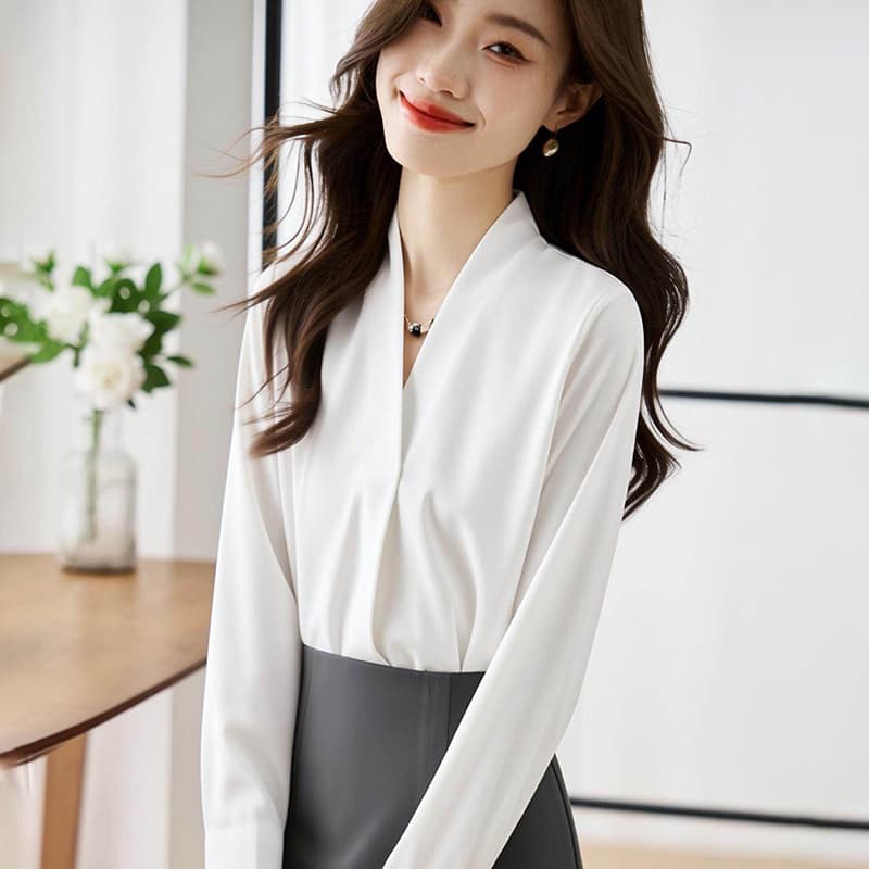 실사 2026 봄 가을 새로운 한국 스타일 다용도 V넥 긴팔 품격 슬림해 보이는 여성 쉬폰 셔츠 가을 맨위 이미지 2