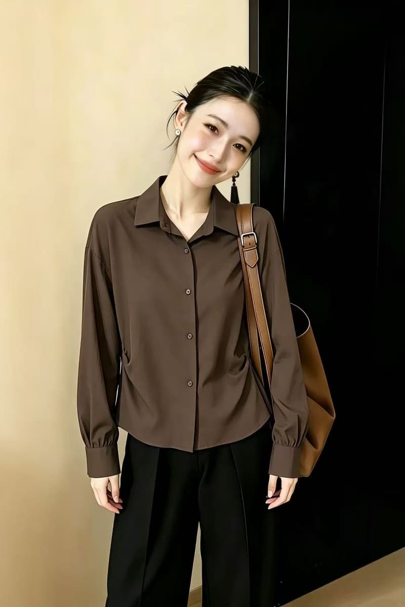 긴팔 여성 셔츠 2026 가을 새로운 한국 스타일 출퇴근 바람 폴로 칼라 긍정적 인 어깨 오픈 가디건 주름 셔츠 트렌디 이미지 4