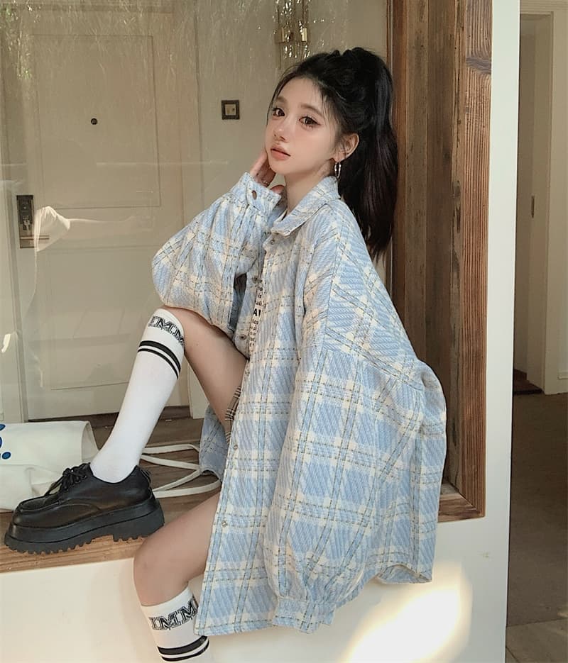 실사 빅 사이즈 가을 의상 격자 무늬 셔츠 여성 코트 루즈핏 작은 샤넬 스타일 셔츠 고급 센스 느긋한 바람 폴로 칼라 맨위 상세 이미지 3