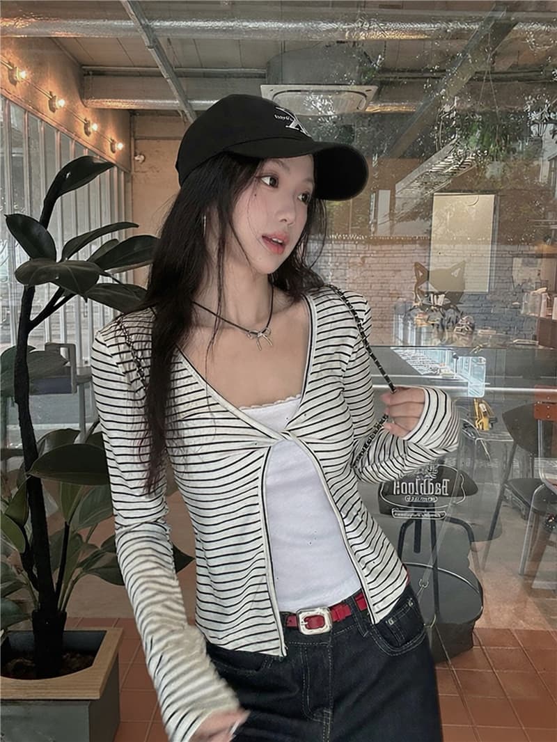 실사 가을 새로운 한 부서 캐주얼 다용도 페이크 레이어드 스트라이프 긴팔 티셔츠 상세 이미지 8