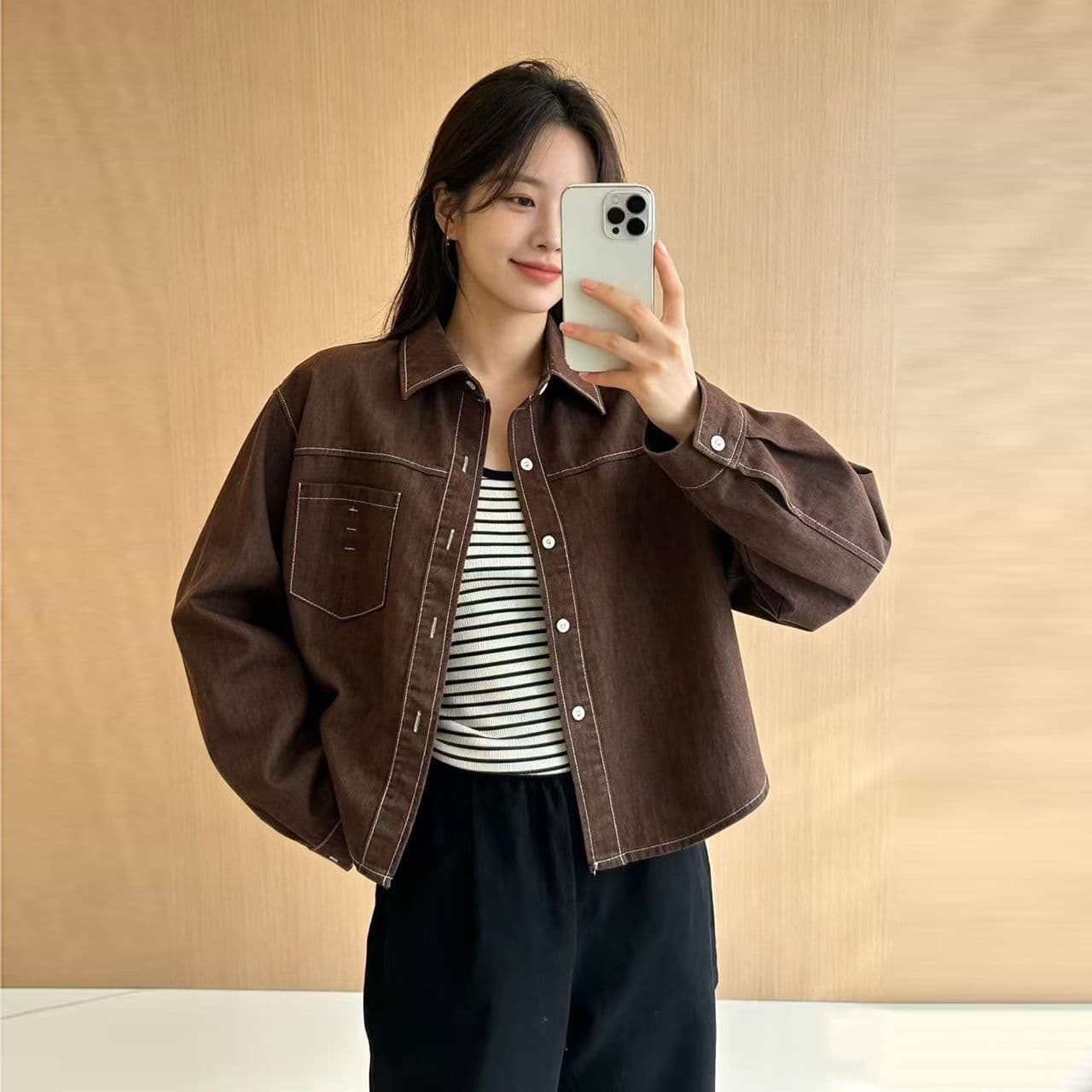 데님 여성 코트 쇼트 스타일 2026 가을 새로운 명시적 스티치 배색 루즈핏 작은 키 레트로 폴로 칼라 셔츠 스타일 재킷 이미지 4