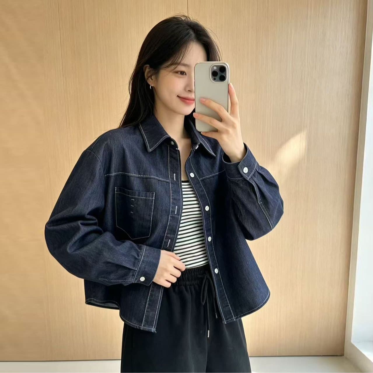 데님 여성 코트 쇼트 스타일 2026 가을 새로운 명시적 스티치 배색 루즈핏 작은 키 레트로 폴로 칼라 셔츠 스타일 재킷 이미지 5