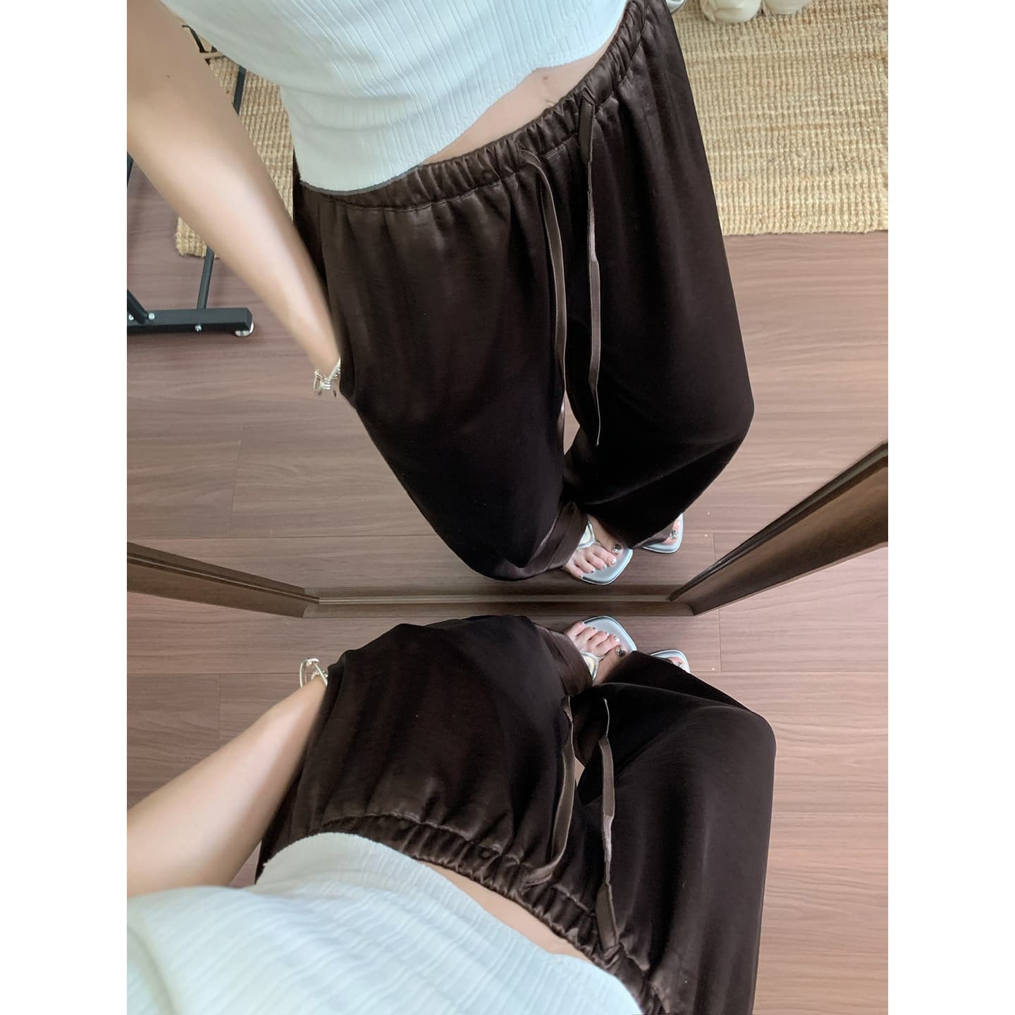실사 새로운 패션 고급 센스 단색 펌프 로프 실크 미끄러짐 새틴 도루 센스 캐주얼 넓은 다리 캐주얼 여성 이미지 3