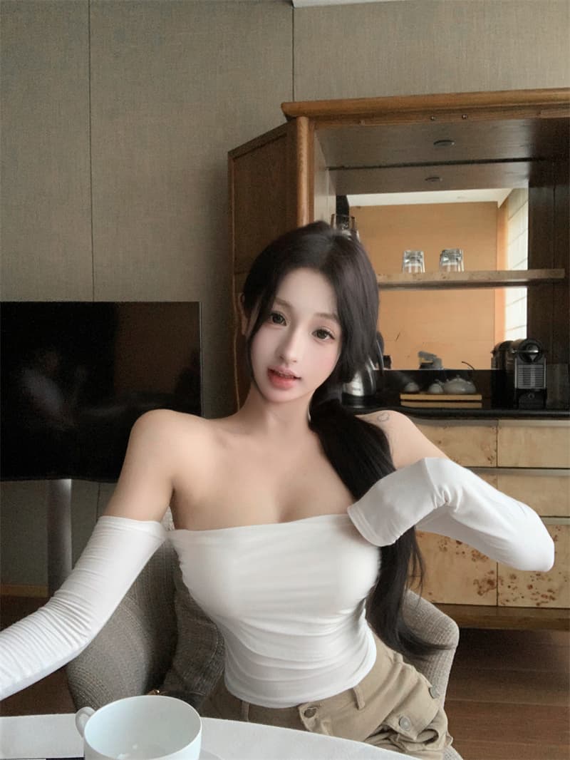 실사 정가 클래식 다용도 핫걸 몸매 가꾸기 쇼트 스타일 오프숄더 티셔츠 디스플레이 얇고 작은 맨위 상세 이미지 4