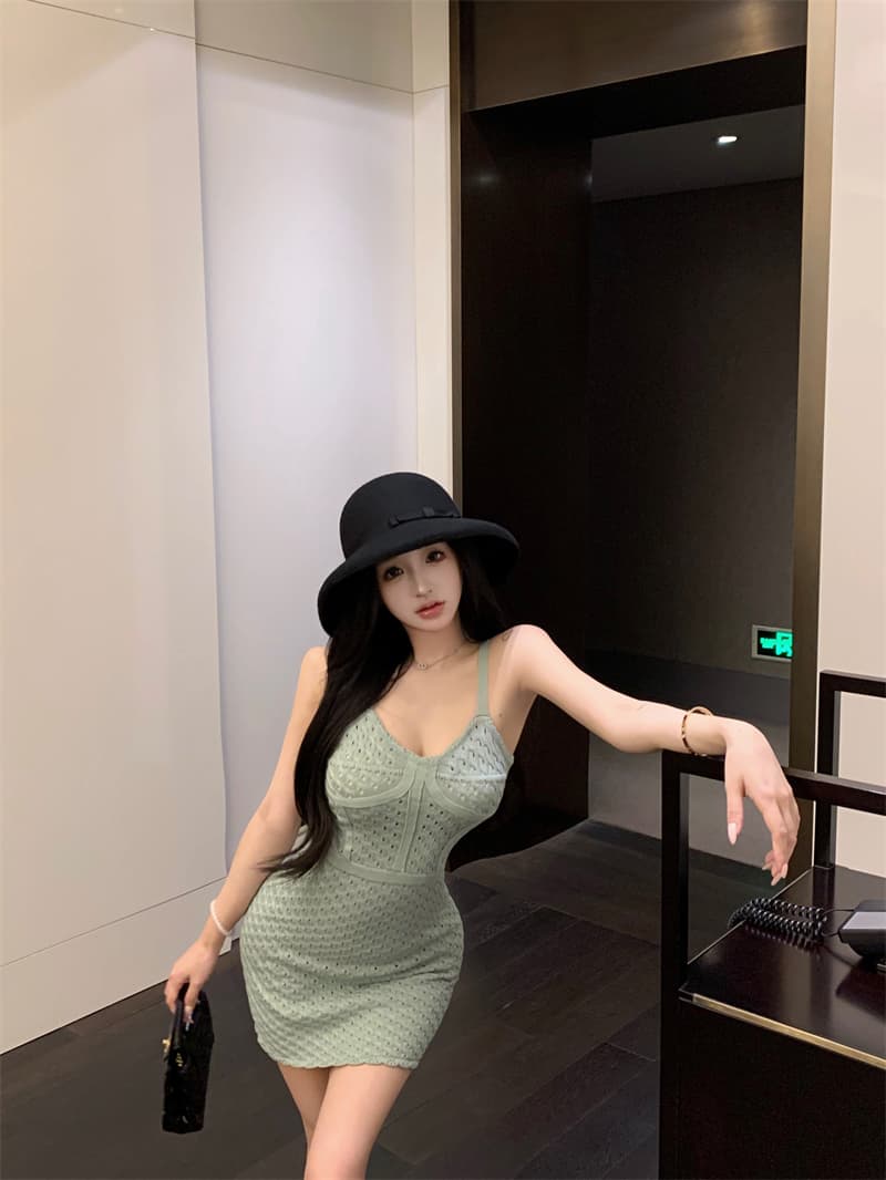 실사 정가 섹시함 홀로우 아웃 자수 디자인 짜임 니트 슬립 드레스 천 골드 센스 몸매 가꾸기 슬림해 보이는 드레스 상세 이미지 8