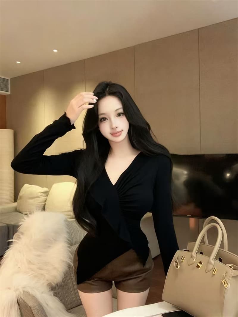 실사 정가 V넥 프릴 비스듬한 칼라 티셔츠 패션 작은 대중 주름 광장 칼라 슬림해 보이는 품격 만나는 섹시함 상세 이미지 29