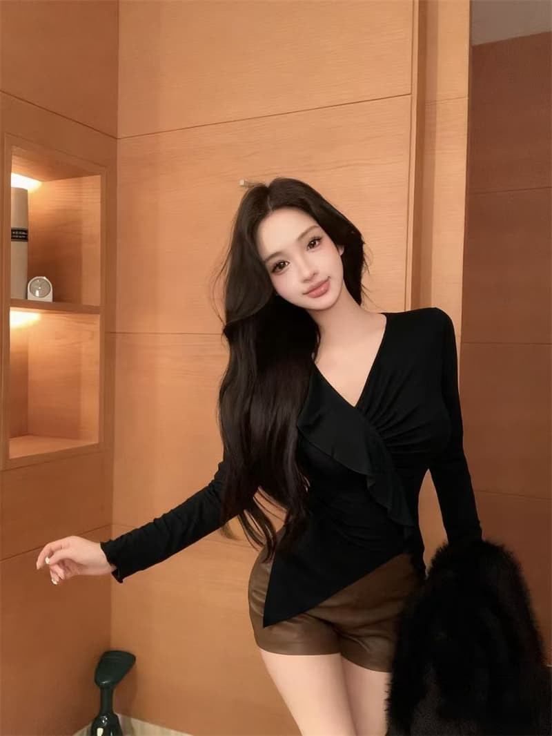실사 정가 V넥 프릴 비스듬한 칼라 티셔츠 패션 작은 대중 주름 광장 칼라 슬림해 보이는 품격 만나는 섹시함 상세 이미지 36
