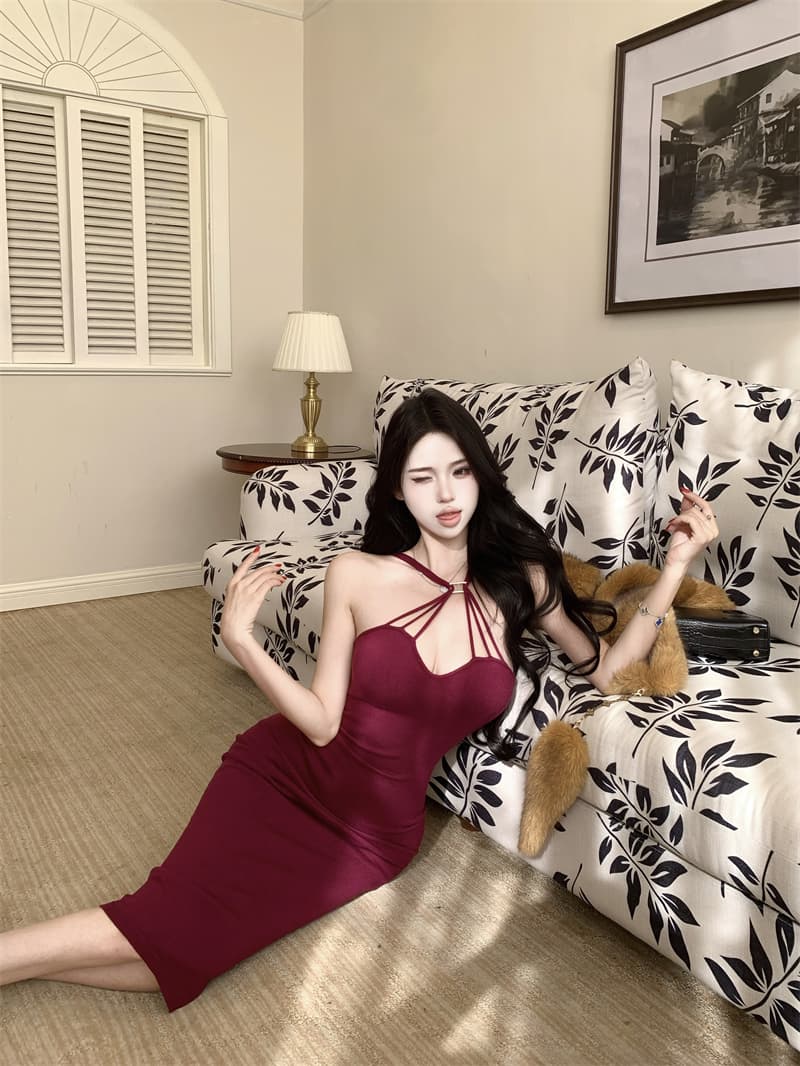 실사 정가 안개가 자욱한 스택 향기로운 맞춤 원사 특별 조정 보라색 십자가 스트랩 행침 목 몸매 가꾸기 여성 드레스 상세 이미지 11
