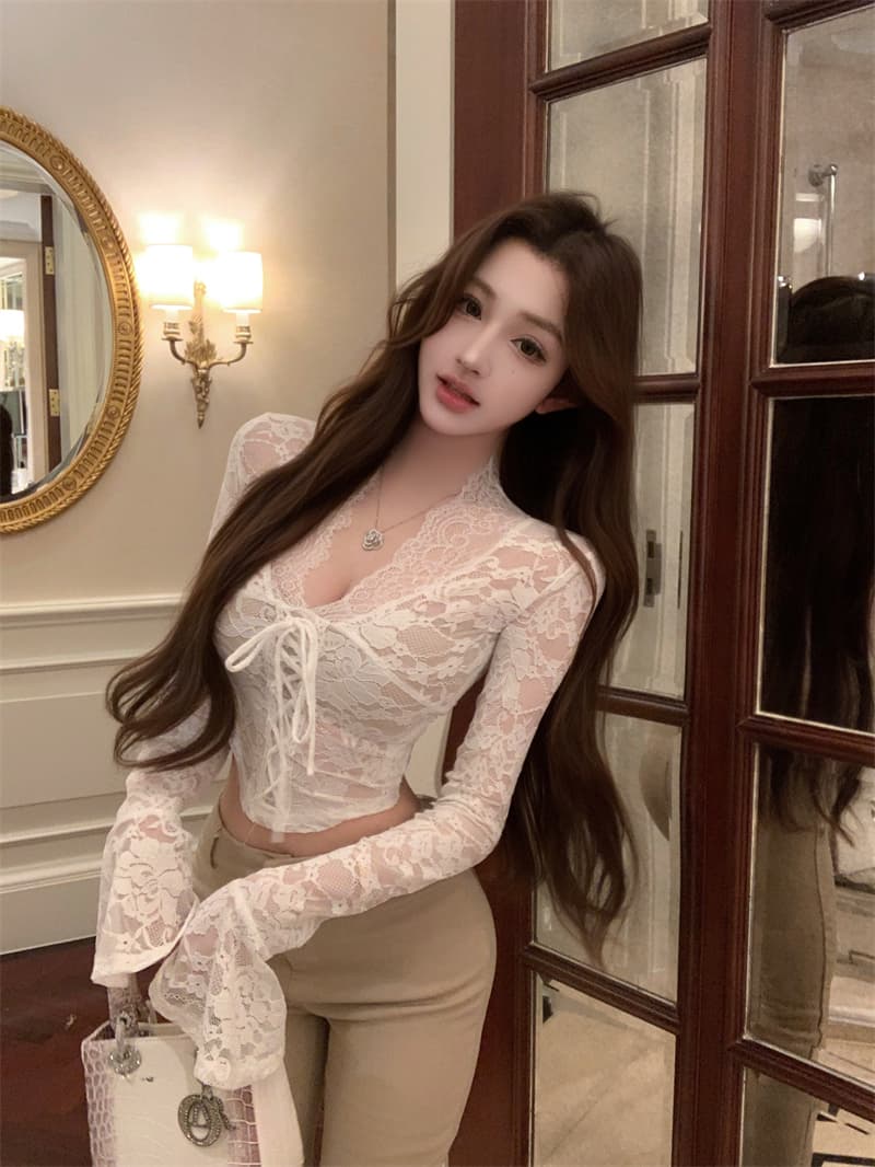 실사 정가 검정색 V넥 레이스 셔츠 여성 겨울 홀로우 아웃 순수한 욕망 긴팔 다용도 맨위 상세 이미지 2