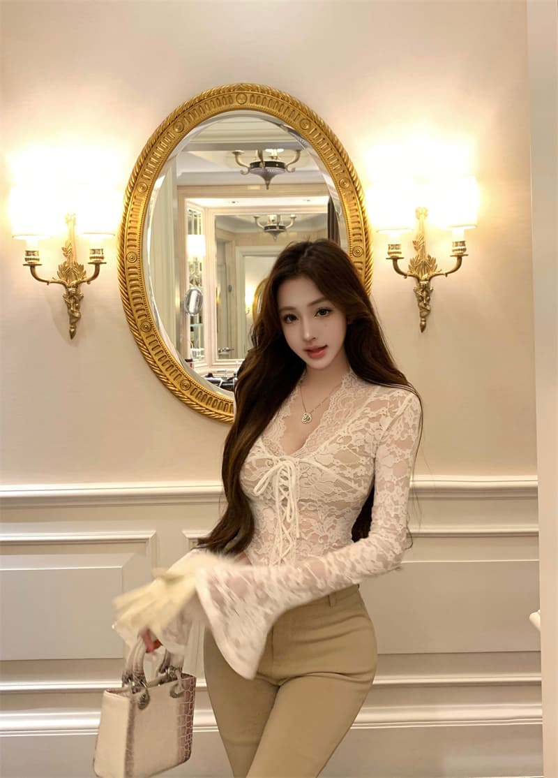 실사 정가 검정색 V넥 레이스 셔츠 여성 겨울 홀로우 아웃 순수한 욕망 긴팔 다용도 맨위 상세 이미지 9