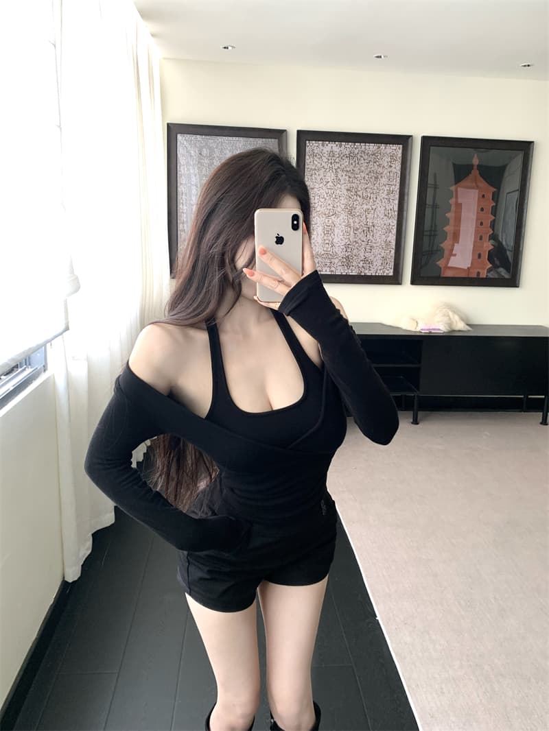 실사 정가 u 칼라 십자가 행침 목 오프숄더 주름 페이크 레이어드 티셔츠 인사이드 잡아라. 의류 상세 이미지 13