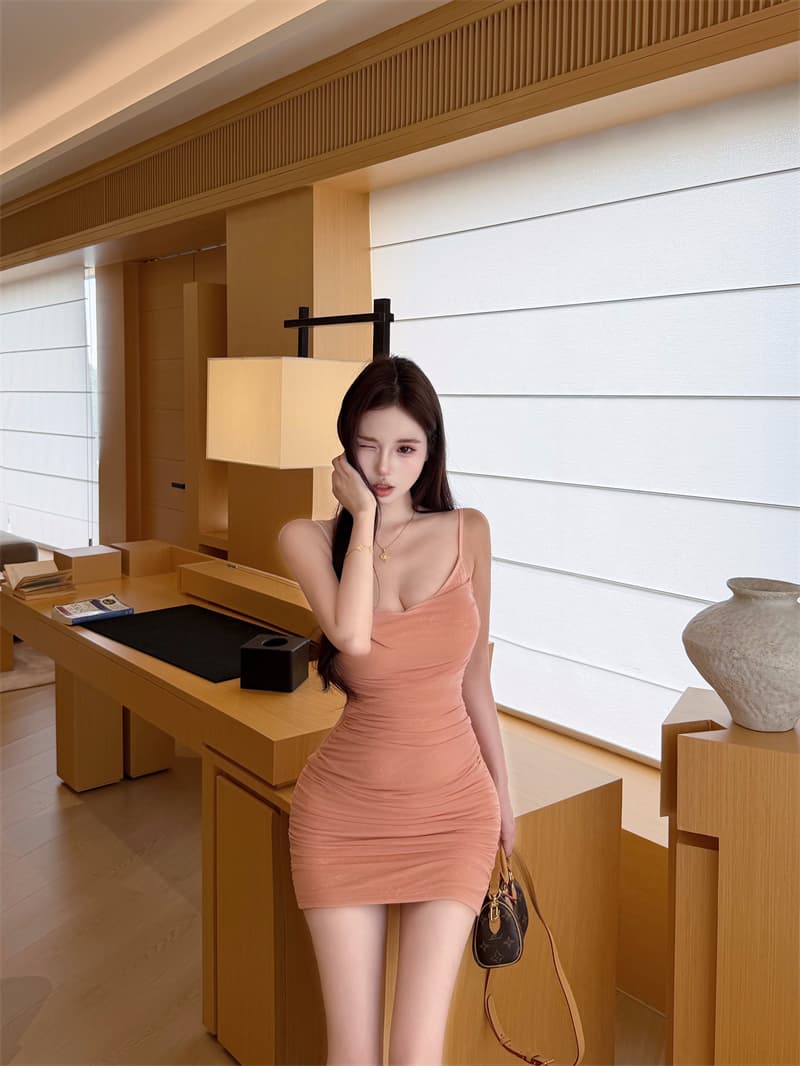 실사 정가 고기 핑크색 레이스 흔들다 칼라 슬립 여성 드레스 봄 여름 타이트 스커트 이미지 4
