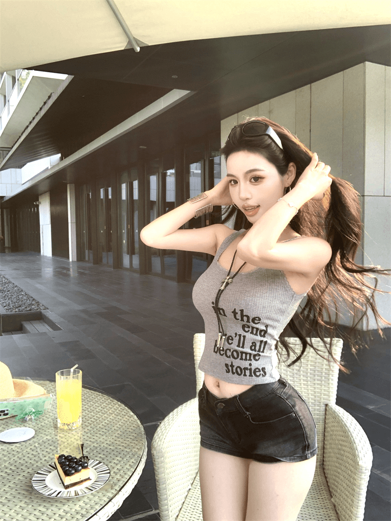 실사 정가 알파벳 프린트 캐미솔 순수한 욕망 핫걸 쇼트 스타일 몸매 가꾸기 맨위 이미지 2
