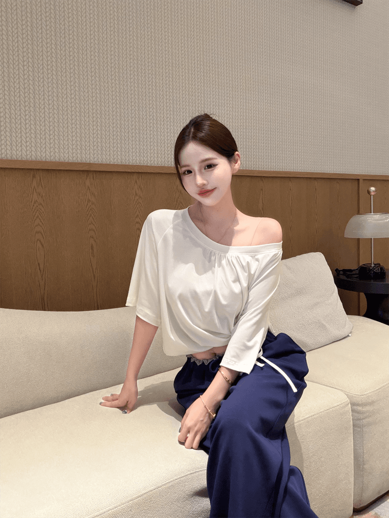 실사 정가 화이트 중간 소매 루즈핏 티셔츠 해군 파란색 중간 허리 펌프 로프 캐주얼 바지 스트레이트 웨이 바지 세트 상세 이미지 11