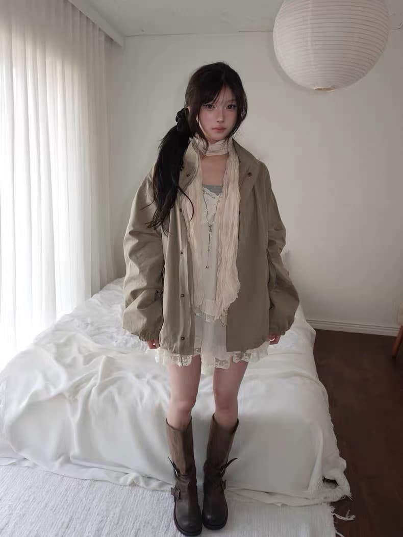한국 동대문 2026 년 새로운 한국 스타일 달콤한 차가운 레트로 워크웨어 바람 루즈핏 다용도 스탠드 칼라 바람막이 여성 이미지 3