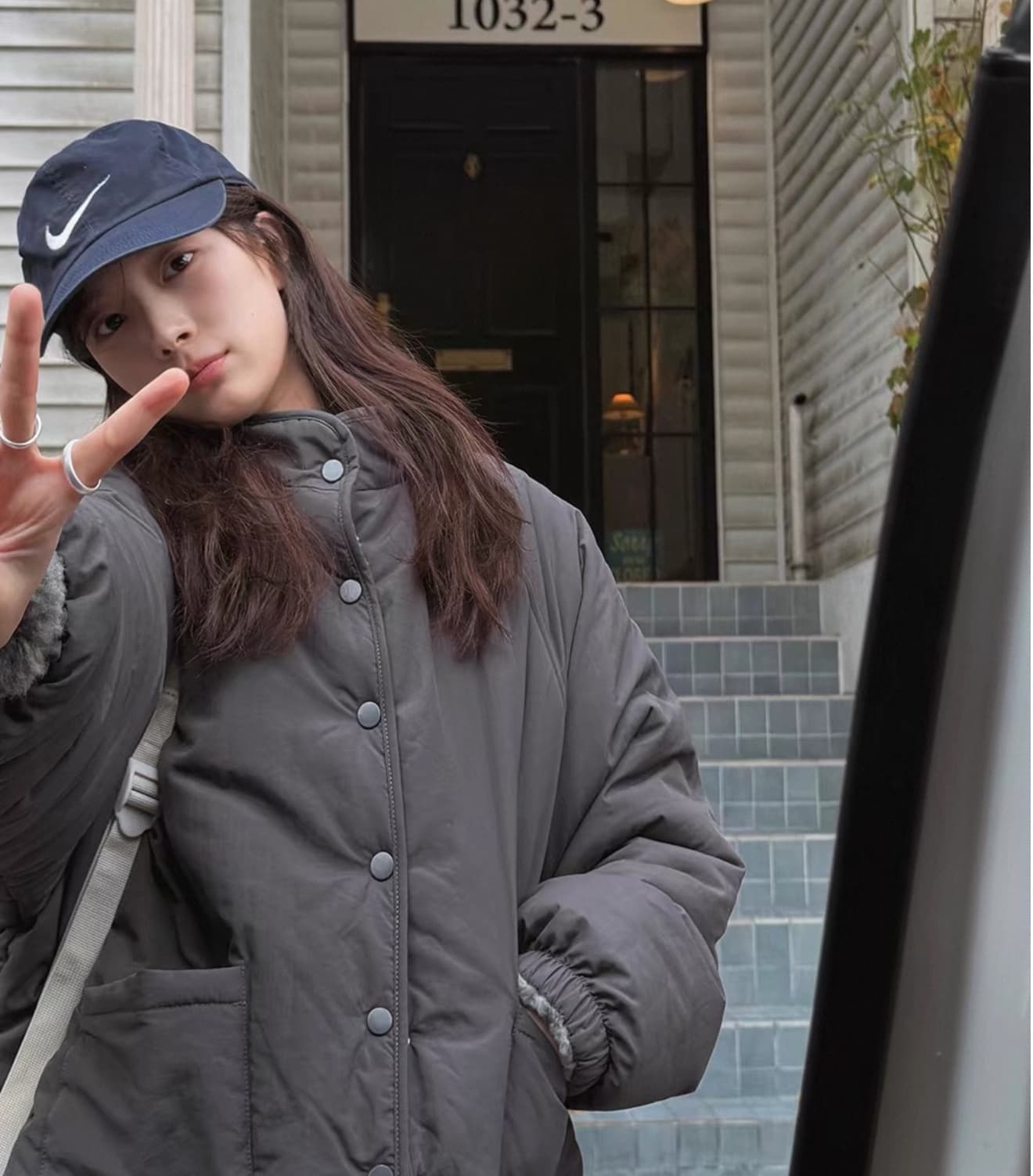 한국 동대문 2029 가을 겨울 새로운 오른쪽 그는 패턴 양성 및 음성 둘 착용 모피 면 옷 여성 코트 상세 이미지 10