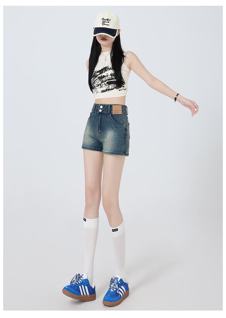 2026 여름 새로운 레트로 데님 반바지 여성 하이웨이스트 두 버클 핫걸 루즈핏 슬림해 보이는 한 마디 넓은 다리 핫 바지 상세 이미지 5