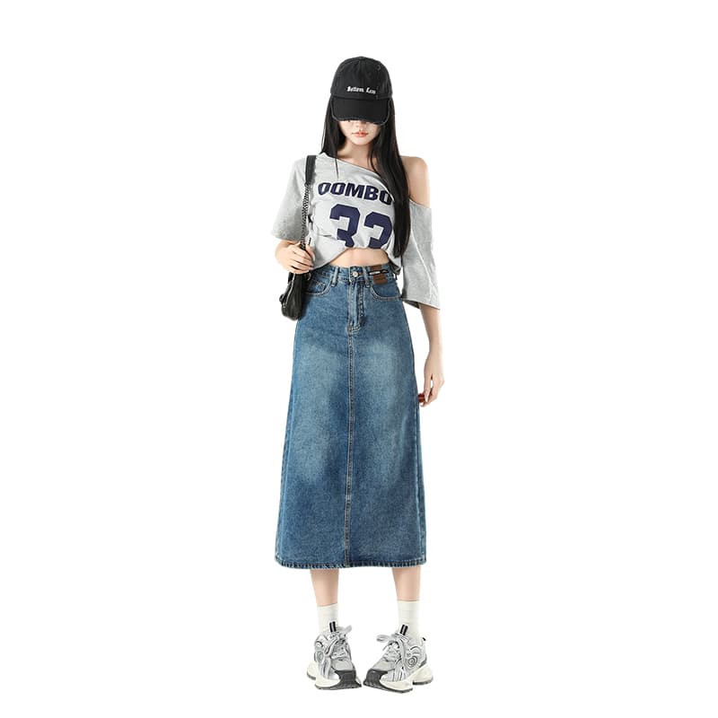 레트로 하이웨이스트 데님 반신 스커트 여성 2026 년 이른 가을 새로운 루즈핏 슬림해 보이는 이후 트임 한 마디 중간 길이 치마 이미지 5