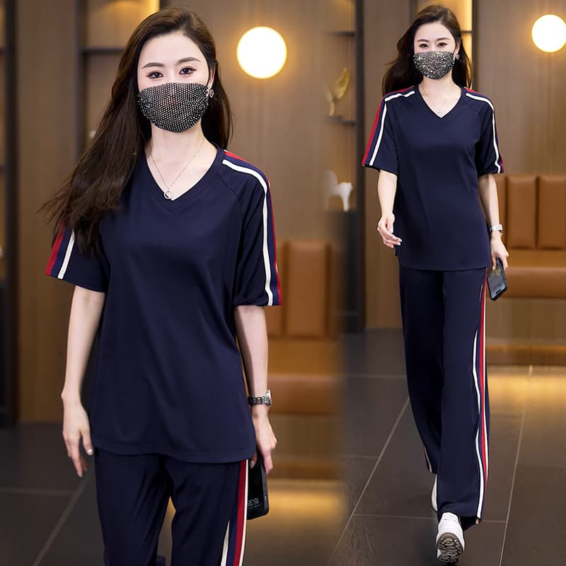 실사 빅 사이즈 조수 브랜드 캐주얼 운동복 세트 여성 2026 년 여름 새로운 반팔 패션 두 조각 여성 세트 이미지 3