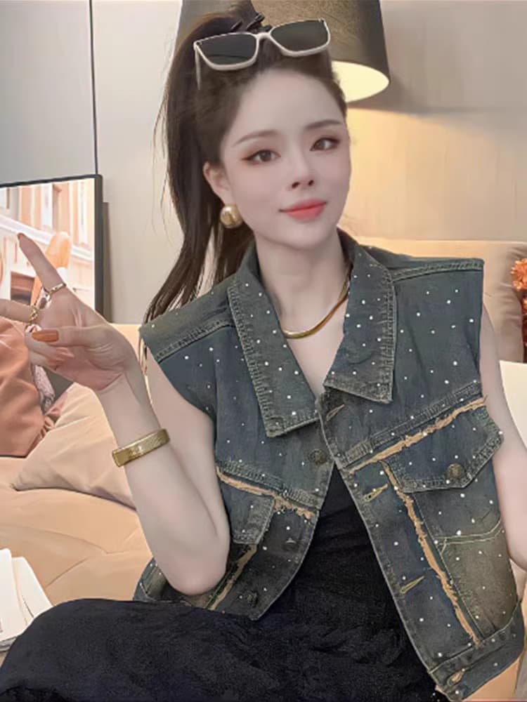 항구 바람 레트로 디자인 센스 핫픽스 거친 가장자리 폴로 칼라 데님 베스트 여성 셔츠 2026 여름 외출용 Chic 맨위