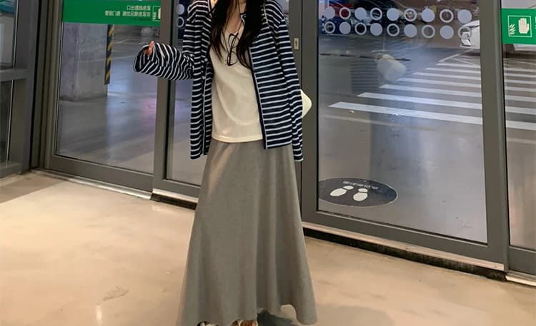 지금 이른 봄 새로운 임산부 느긋한 바람 스트라이프 오픈 가디건 조끼 반신 스커트 세 조각 여성 세트 상세 이미지 29