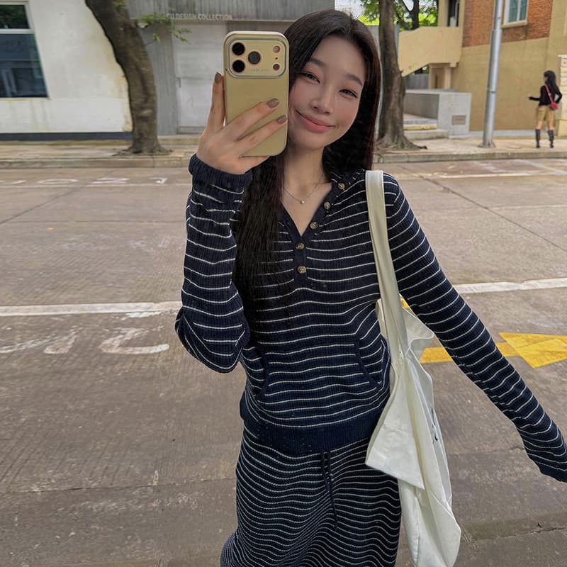새로운 한 부서 느긋한 바람 캐주얼 루즈핏 편안함 만나는 인사이드 가져 가라. 스트라이프 시작 인사이드 가져 가라. 반신 치마 세트 이미지 4