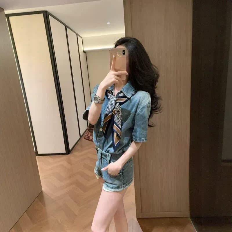 레트로 루즈핏 파란색 데님 셔츠 세트 여성 봄 2026 새로운 캐주얼 착용 가져 가라. 스트레이트 반바지 투피스 세트 상세 이미지 6