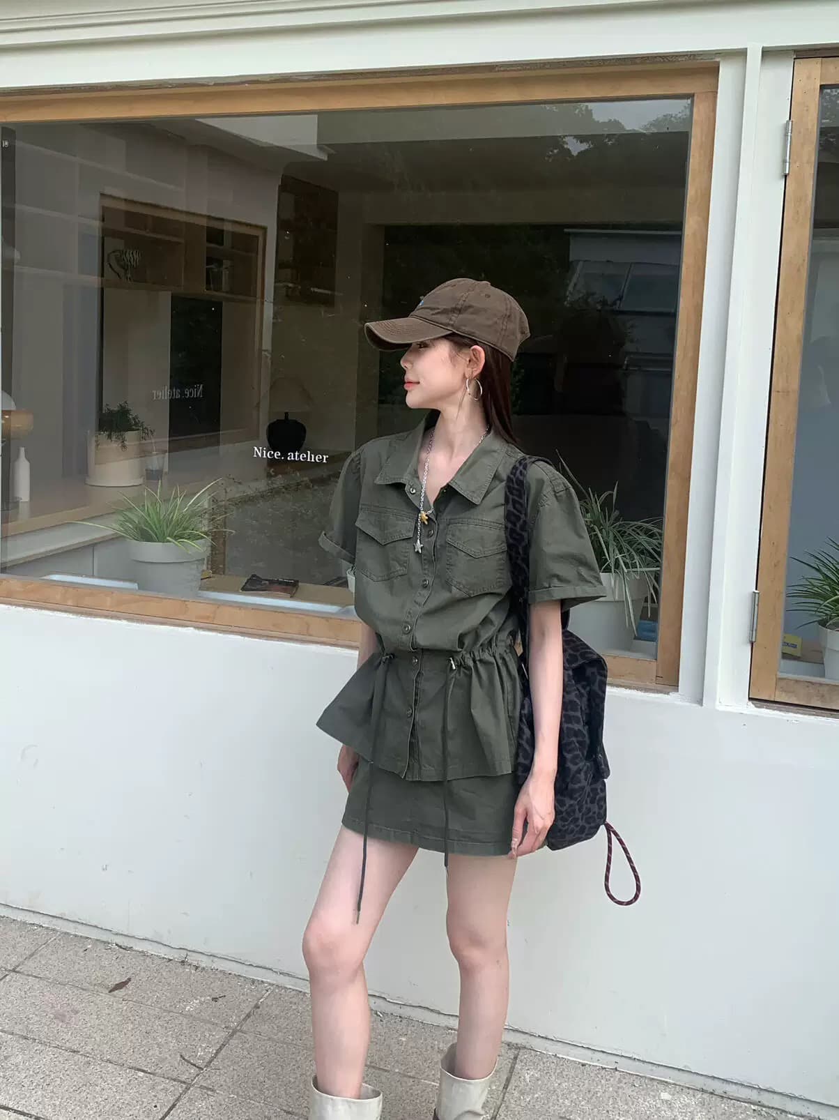 아방가르드 모델링 22266 레트로 워크웨어 허리 수축 셔츠 차가운 바람의 소리 반신 스커트 슬림해 보이는 달콤한 차가운 상세 이미지 5