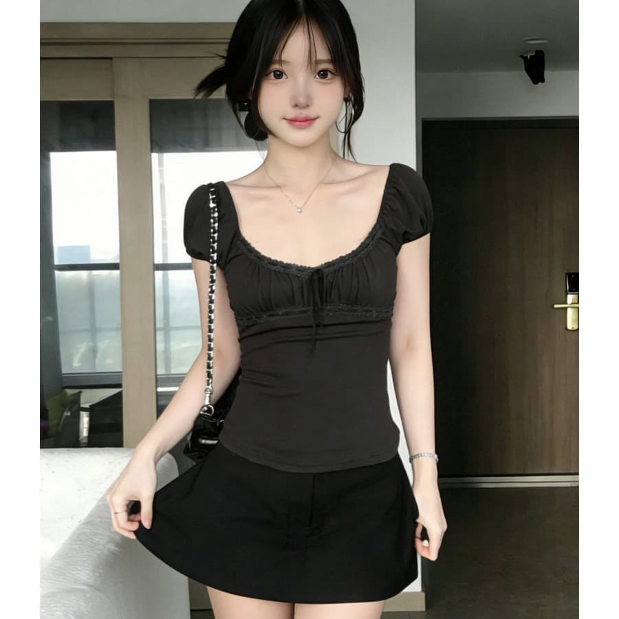 빅 사이즈 회색 긍정적 인 어깨 u 칼라 반팔 티셔츠 여성 여름 레이스 레이스 핫걸 작은 셔츠 몸매 가꾸기 허리 수축 맨위 이미지 5