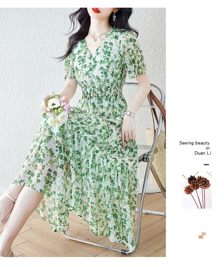 실사 배 모양 몸 드레스 여름 2026 새로운 여성 허리 수축 V넥 박하 웨이브 녹색 꽃무늬 쉬폰 스커트 상세 이미지 16