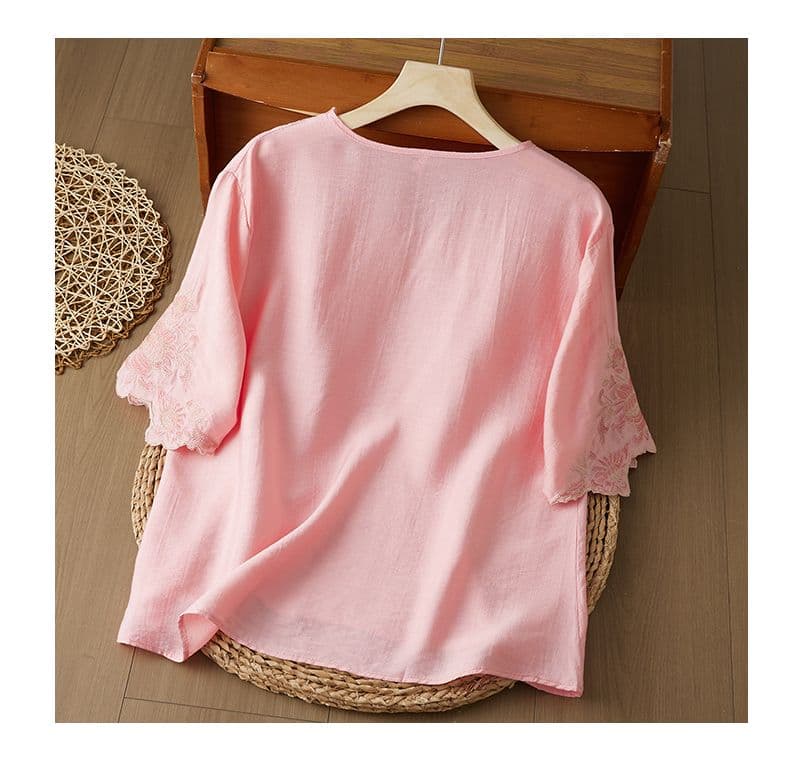2026 여름 새로운 레트로 문예 면 린넨 무거운 작업 자수 셔츠 V넥 루즈핏 슬림해 보이는 다용도 맨위 여성 상세 이미지 32