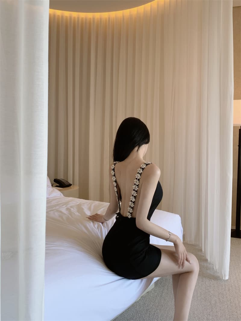 실사 수여 됨 작은 검은 드레스 수공 높음 세트 섹션 무거운 작업 못 훈련 백리스 슬립 드레스 새로운 상세 이미지 9