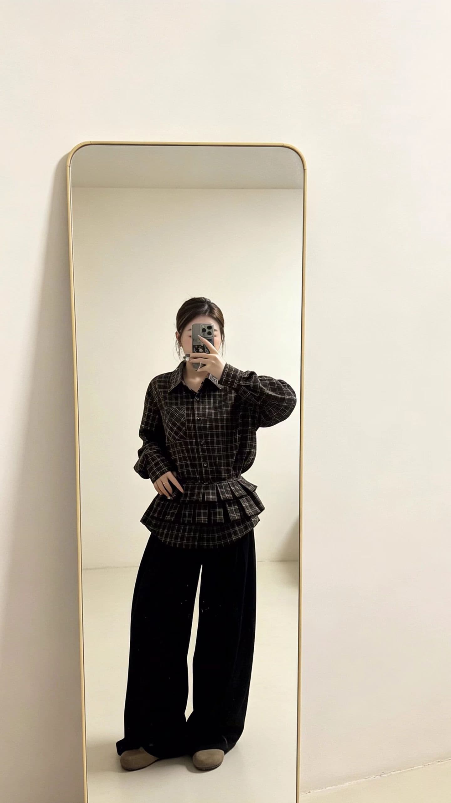 레트로 아름다움 라드. 체크무늬 프릴 밑단 디자인 허리 수축 여성 셔츠 가을 작은 대중 품격 프릴 수 있습니다. 철거 상세 이미지 5